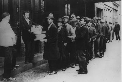 1938 NYC bread line